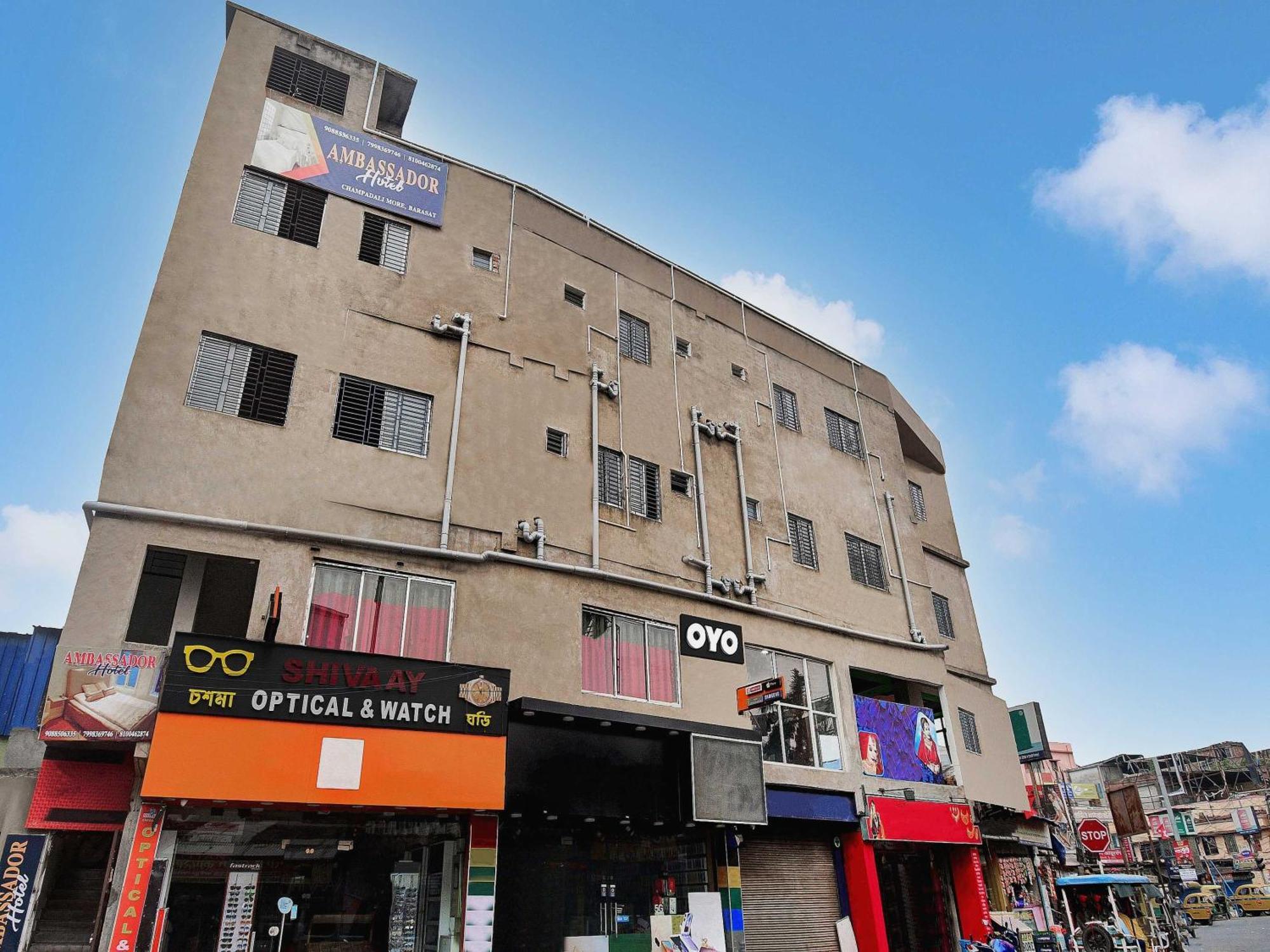 Super Hotel O Royal Empire Kolkata Exterior photo