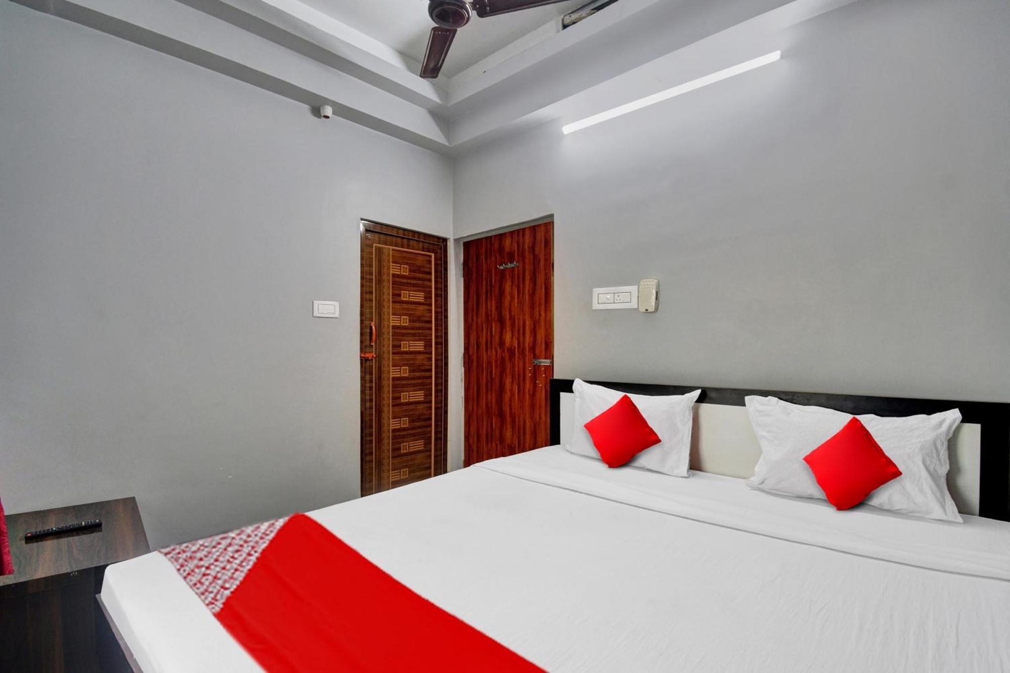 Super Hotel O Royal Empire Kolkata Exterior photo